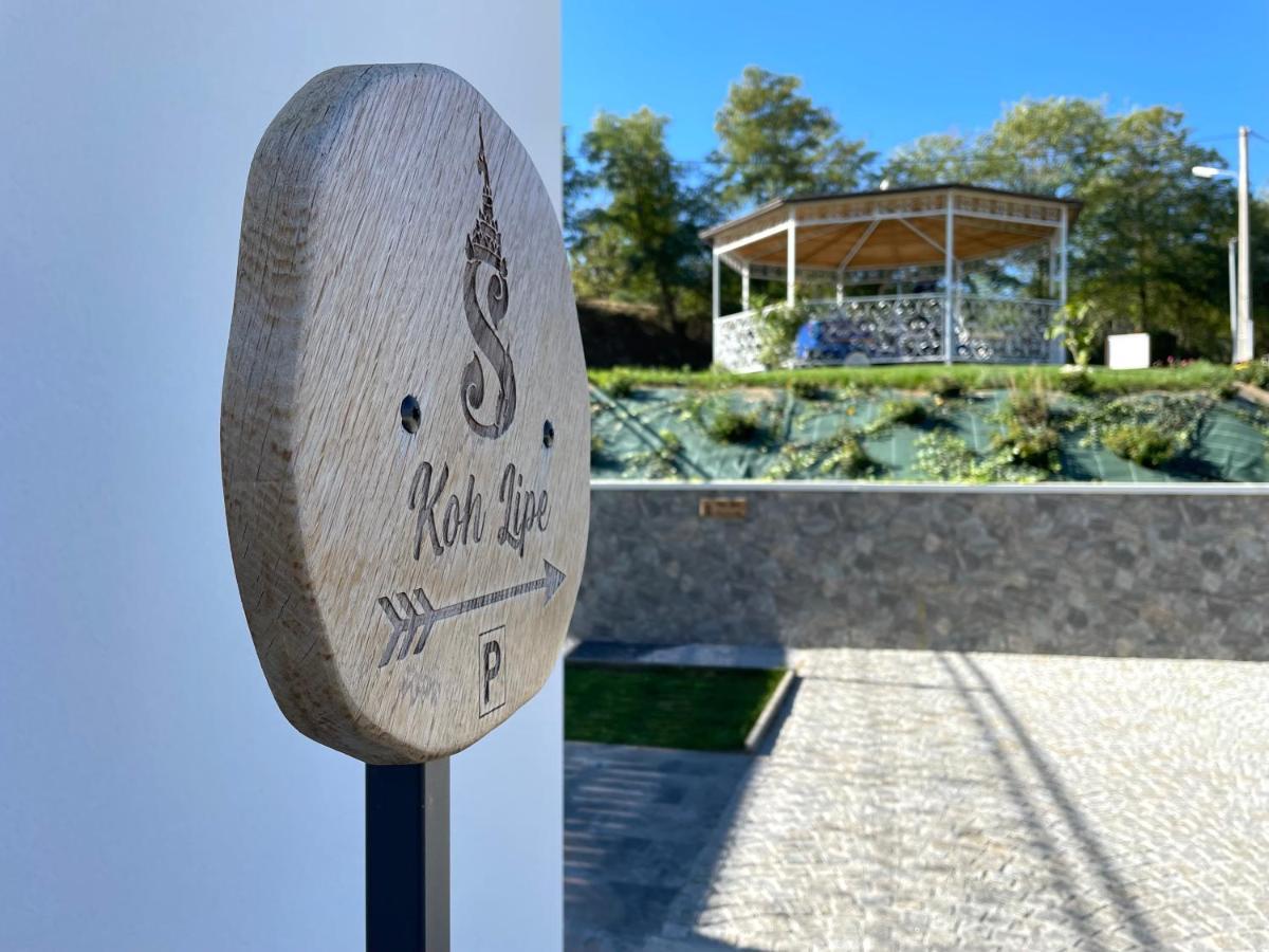 Siam Mahanakhon Appart & Spa Rieux-de-Pelleport Zewnętrze zdjęcie